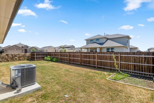 Building Photo - 18017 Nepi Dr