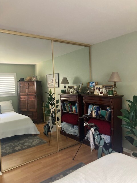 Building Photo - 3033 Via Vista