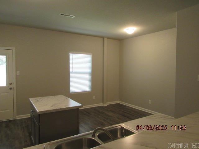 Building Photo - 2075 Eldridge Ln