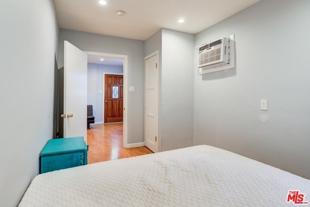 Building Photo - 1534 Mariposa Ave