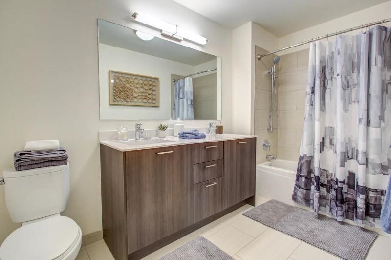 Building Photo - 1369 S Wabash Ave