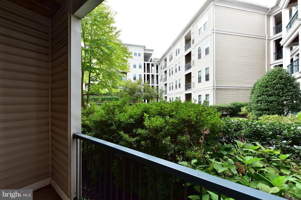 Private Balcony - 2321 25th St S