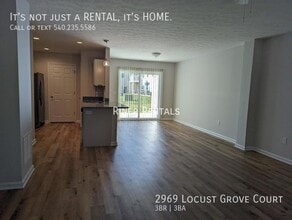 Building Photo - 2969 Locust Grv Ct