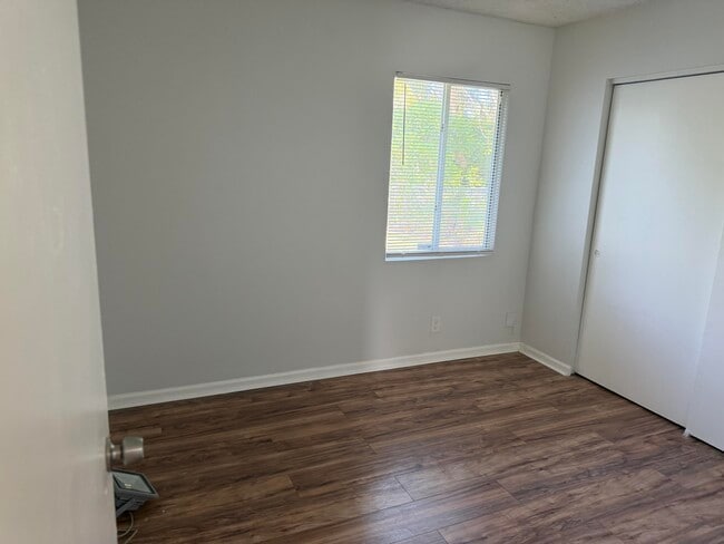 Building Photo - 1240 SW 73rd Ave