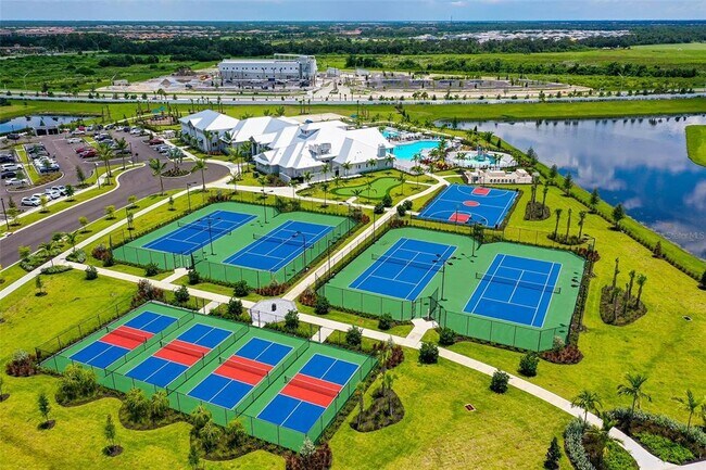 Building Photo - 5225 Blue Crush St