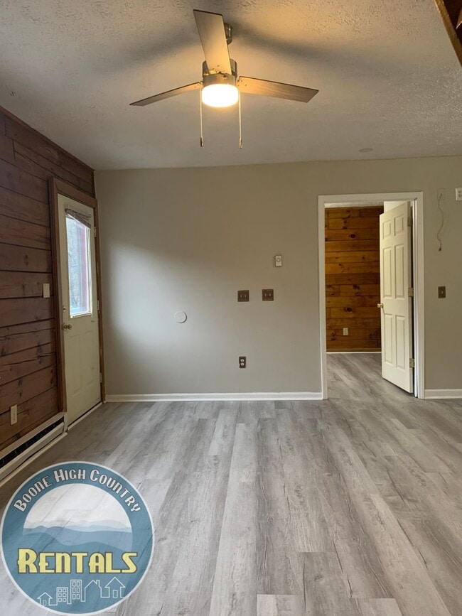 Building Photo - 182 Alpine Acres Rd