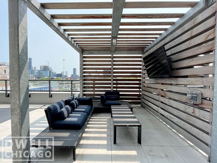 Building Photo - 710 N Aberdeen St