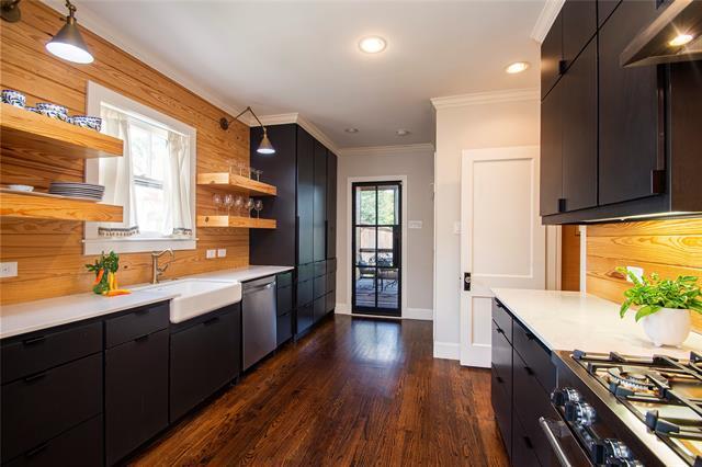 Building Photo - 1134 N Clinton Ave