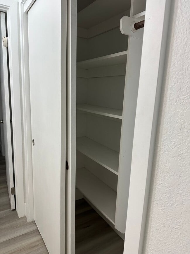 Building Photo - Must see newly remodeled home!!!