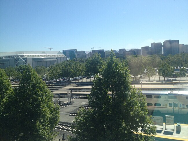 Building Photo - FANTASTIC VIEWS OF DOWNTOWN SAN JOSE FROM ...