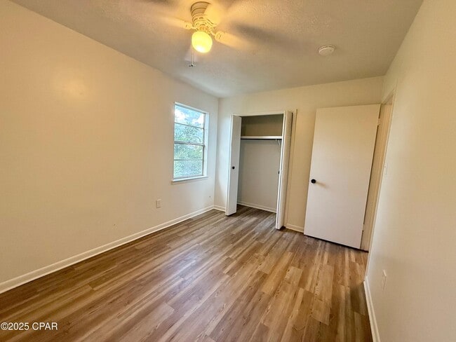 Building Photo - 506 N 11th St