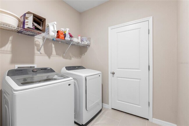 Building Photo - 33700 Hamilton Hl Ln