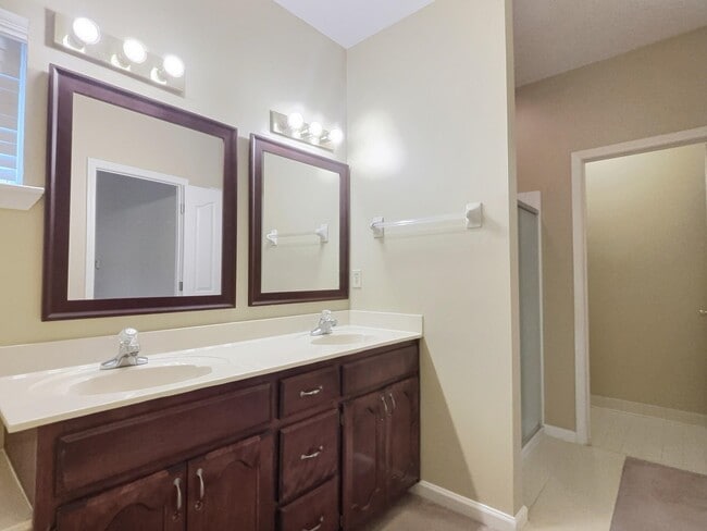 Building Photo - 1291 Rain Hollow Cir W