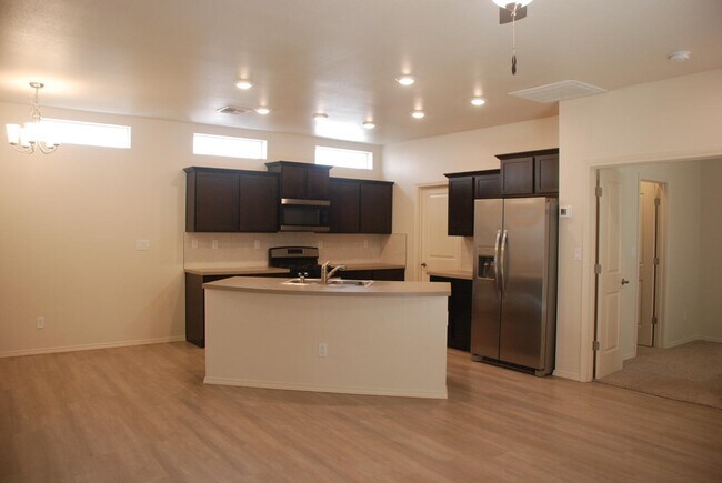 Building Photo - 1248 Tierra Verde Loop
