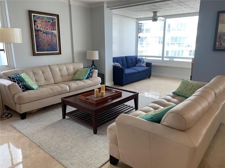 Building Photo - 3600 Galt Ocean Dr