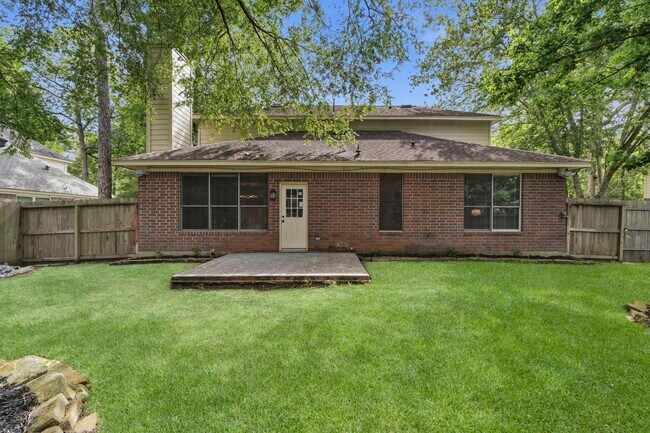 Building Photo - 34 Firethorn Pl