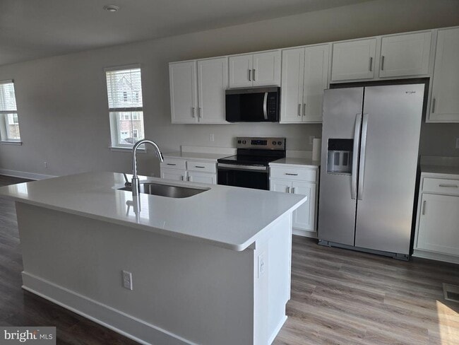 Building Photo - 180 Sioux Lp