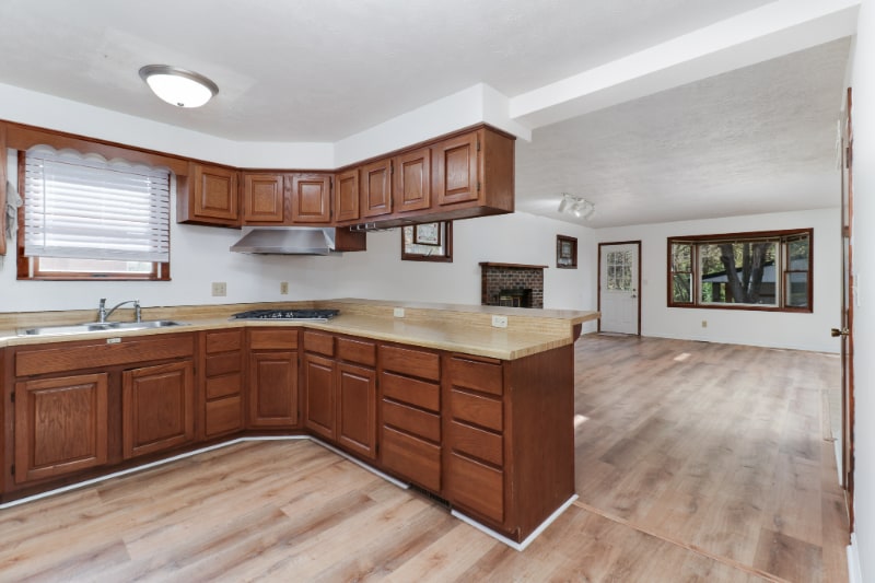 Building Photo - 913 S Linden St