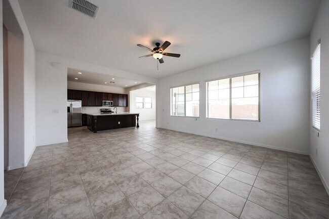 Building Photo - 3 Bedroom + Den and Loft in Aloravita Community