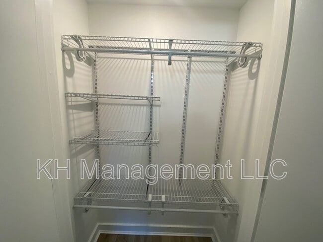 Building Photo - 976 N 45th St