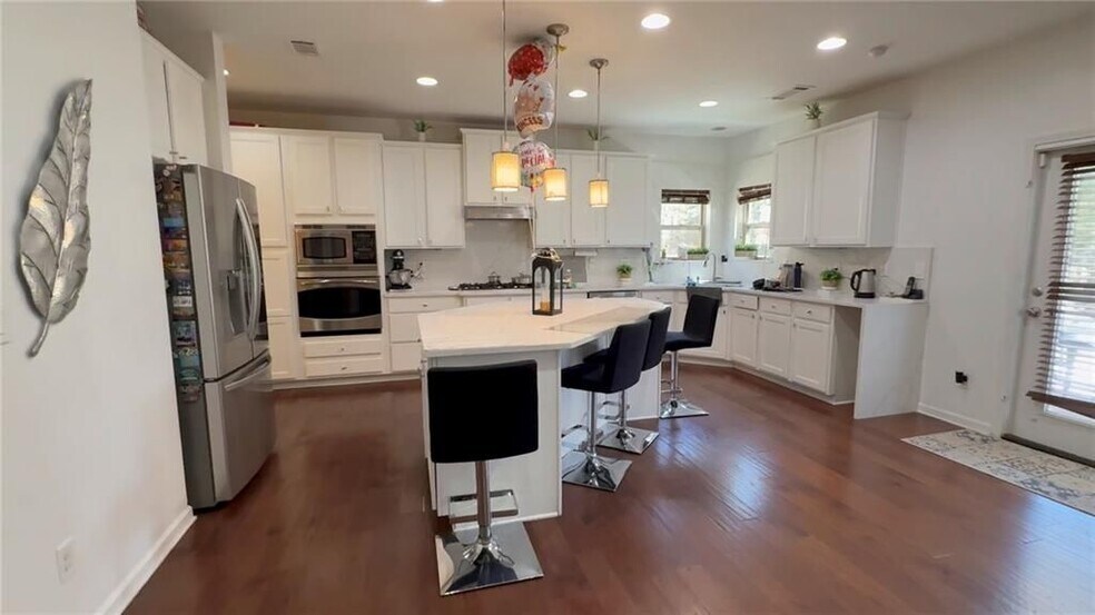 Building Photo - 6940 Rocking Horse Ln