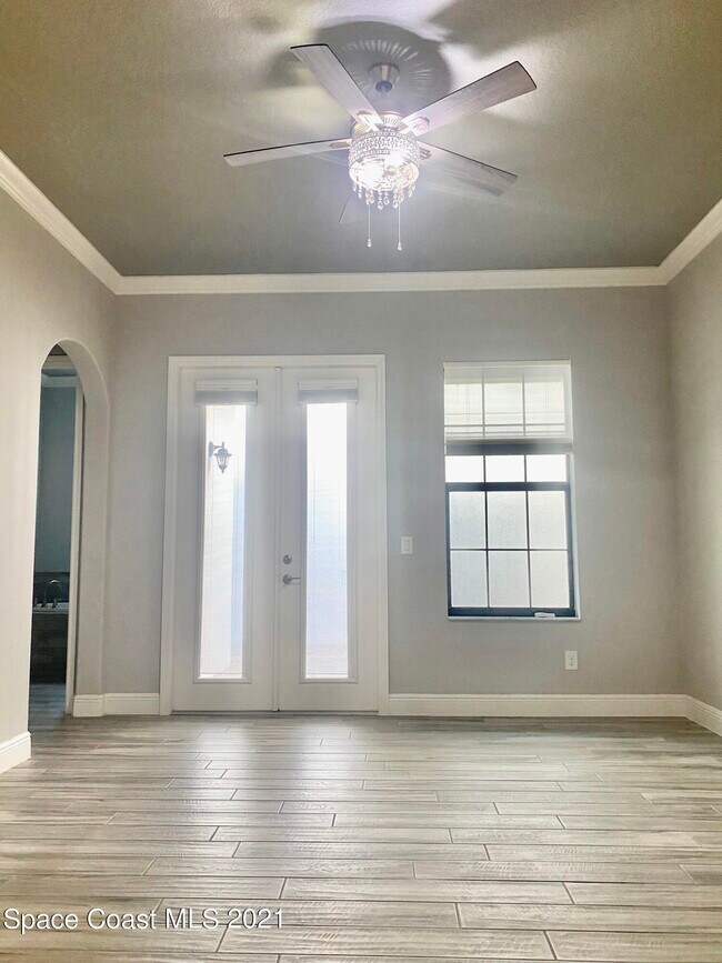 Building Photo - 2715 Vuldarno Ln