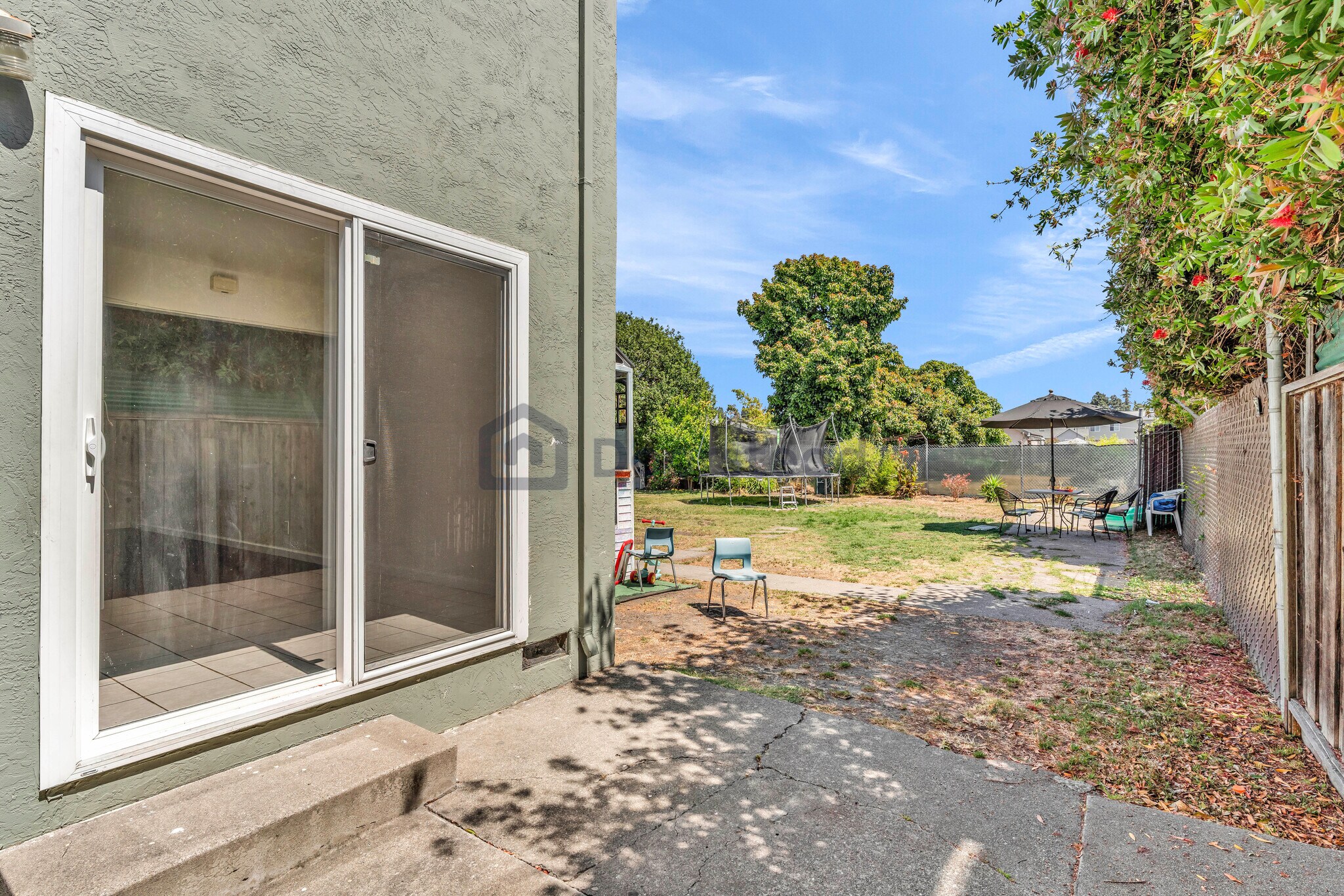 Building Photo - 1478 165th Ave