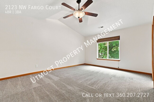 Building Photo - 2123 NW Fargo Ct