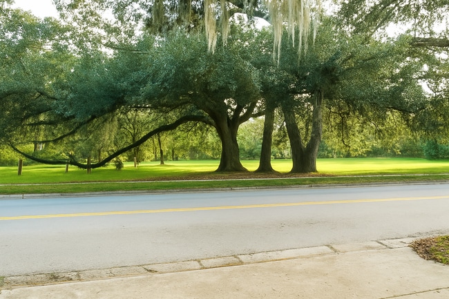 Building Photo - 1915 E Central Blvd
