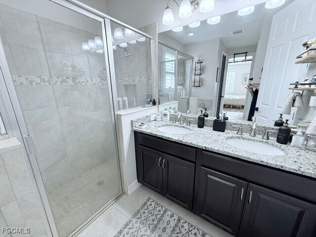 Building Photo - 2852 Royal Gardens Ave