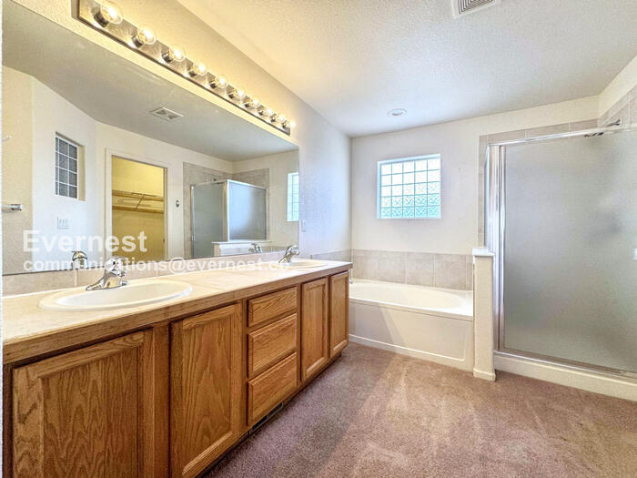 Building Photo - 9776 E Carolina Pl