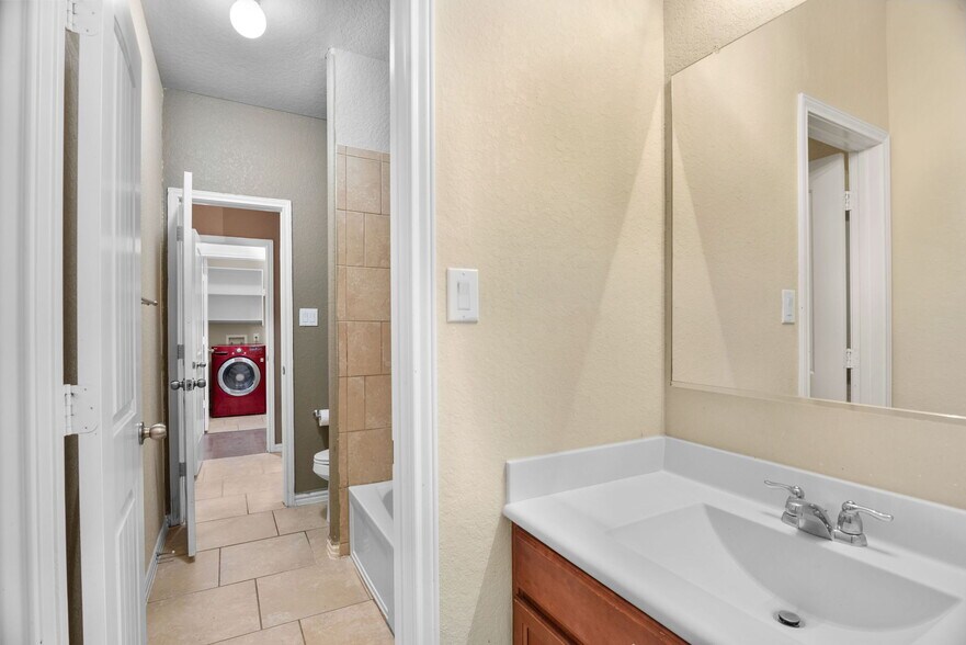 Building Photo - 14528 Prairie Pass