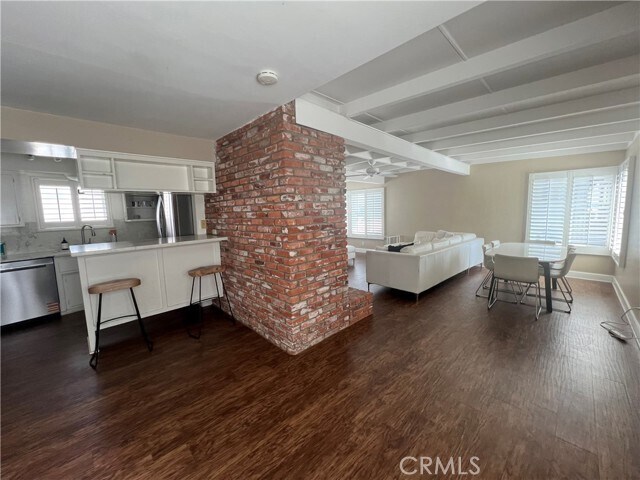 Building Photo - 111 19th St
