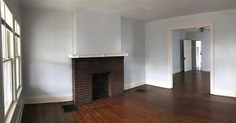 Building Photo - 346 Olentangy St