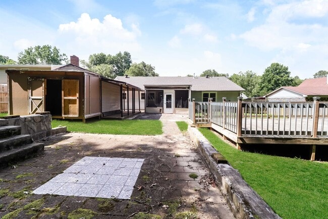 Building Photo - 5707 Heartwood Dr