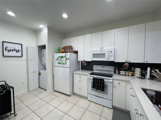 Building Photo - 3503 Merrick Ln
