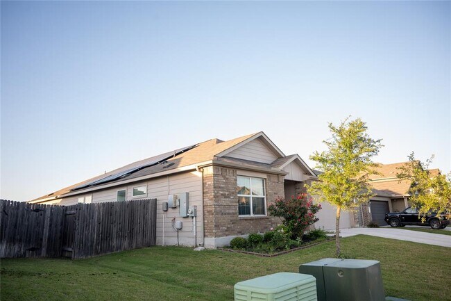 Building Photo - 423 Bluejack Wy