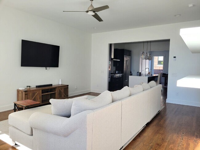 Building Photo - Experience Historic Germantown: Spacious 3-Bedroom Home with Rooftop overlooking Nashville!