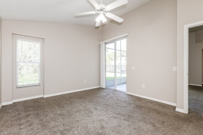 Building Photo - 11239 Lake Lanier Dr