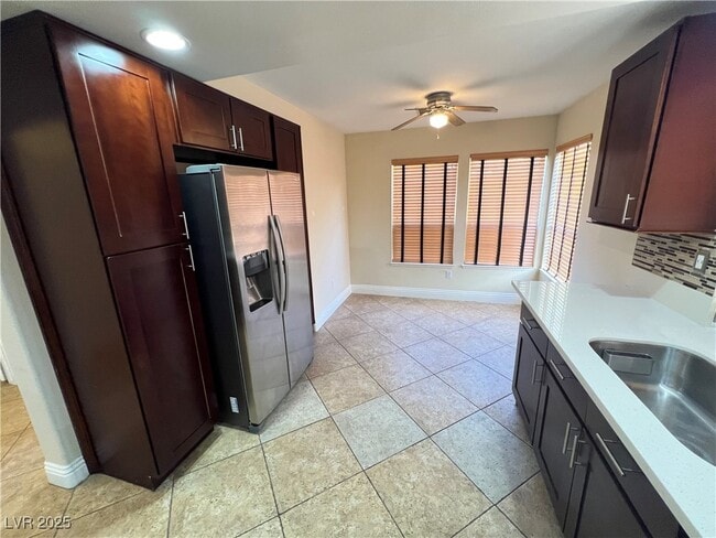 Building Photo - 5213 Blue Dane Ct