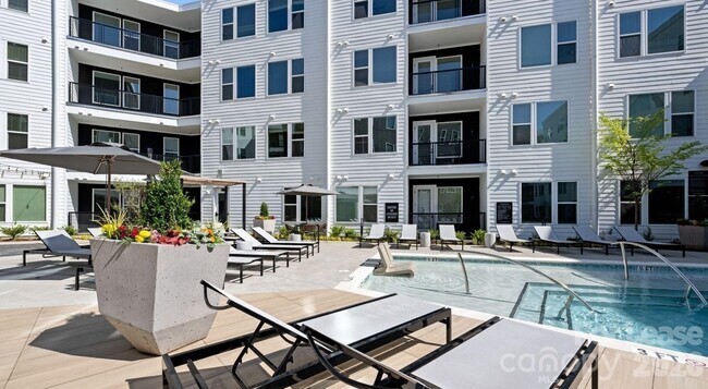 Building Photo - 4612 Gilead St