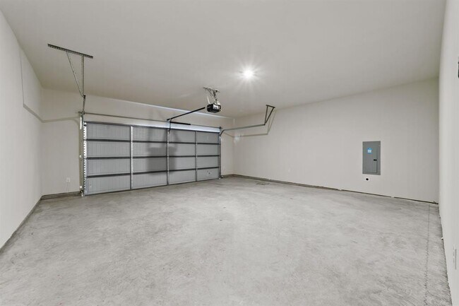 Building Photo - 1109 Saffira-