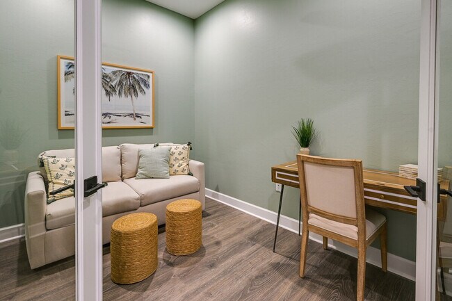 Building Photo - 7197 Saona CT