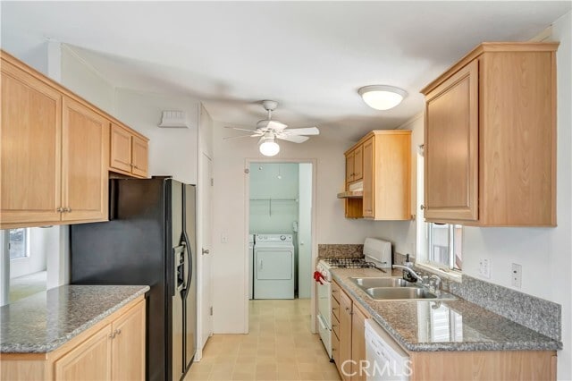 Building Photo - 24 Gitana Ave