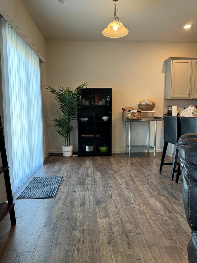 Building Photo - 1256 Melon Colony Ave SW