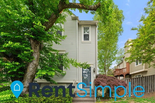 Building Photo - 39 Fendall Ave