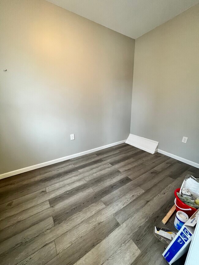 Unit 2 - 144 Bidwell Ave