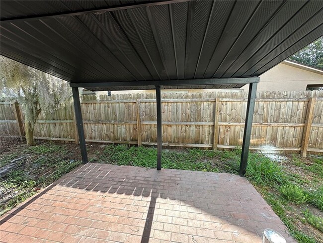 Building Photo - 1000 Dolphin Dr