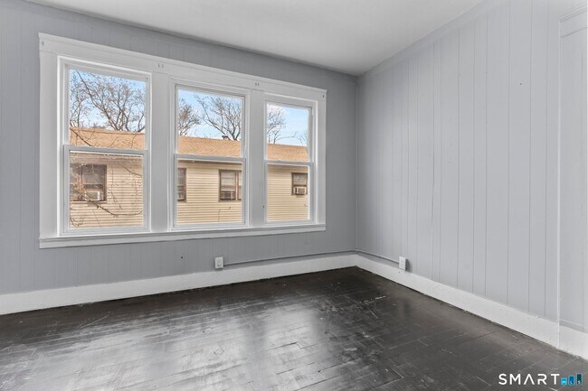 Building Photo - 78 Shelton Ave