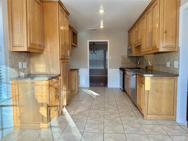 Building Photo - 4804 Fawn Valley Ct